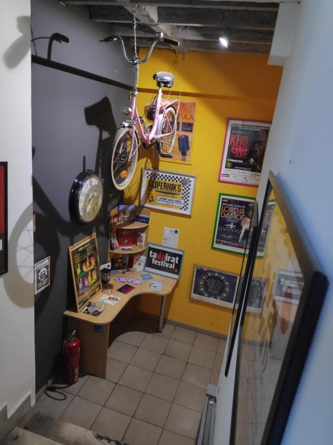 Hostel Log Inn Szkopje Kültér fotó